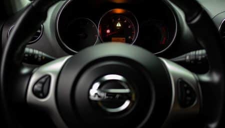 Voyant moteur allumé sur Nissan Juke : que faire ?